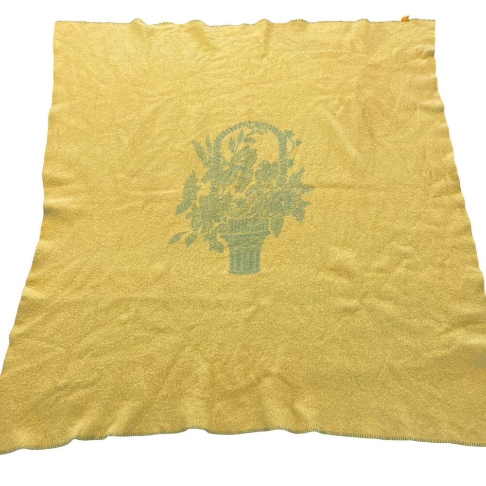 VTG Twin Wool Blanket Reversible Gold & Green 69 X 72